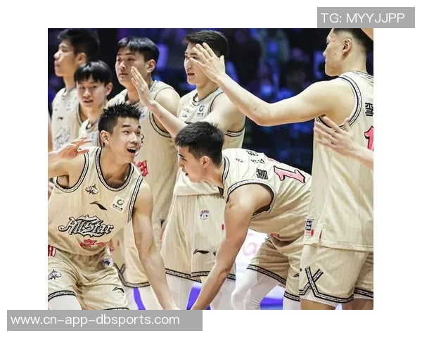 罗林斯豪取32分3篮板8助攻信心满满展望未来刚刚起步