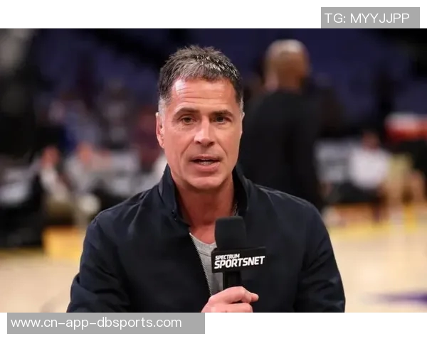 拉加贝尔认为独行侠应为布泽尔摆烂弗拉格与他搭档将更具竞争力