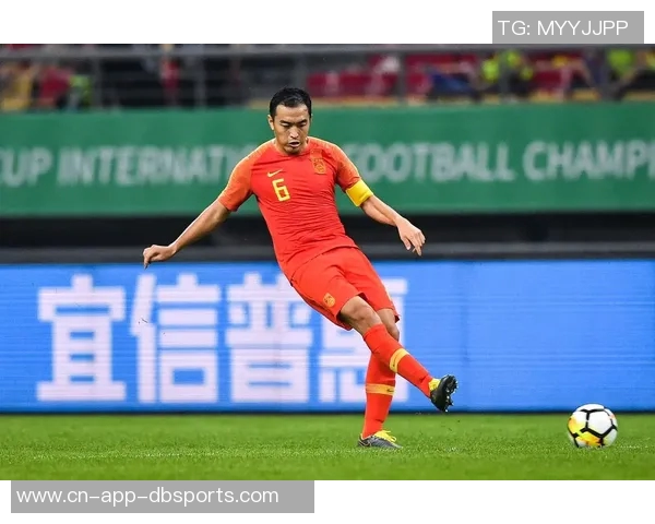 冯潇霆回忆20年前世青赛经历期待U23国足勇夺冠军 冯潇霆回忆20年前世青赛经历期待U23国足勇夺冠军